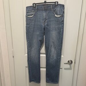 Lucky Brand Men's Faded Blue Straight Jeans